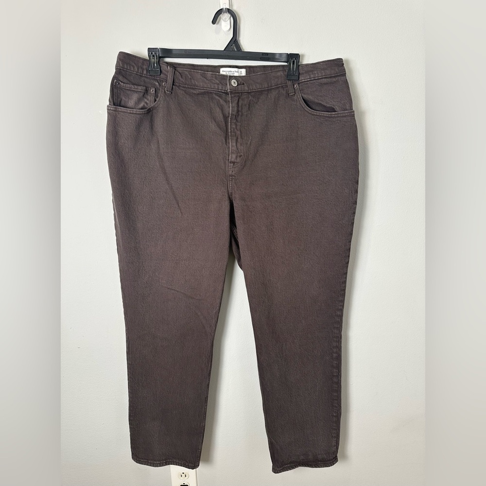 Abercrombie & Fitch Curve Love 90s Straight Ultra High Rise Jeans Brown 35/20R - Picture 2 of 9